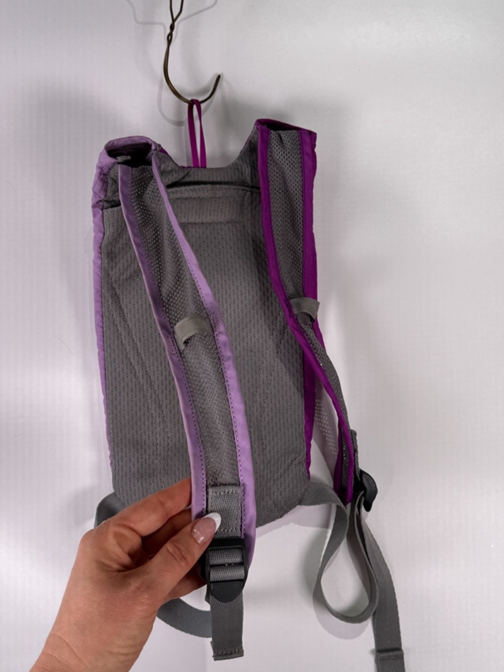 CamelBak Skeeter Hydration Pack Backpack No Bladder Nylon Purple Kids OS - Picture 6 of 13